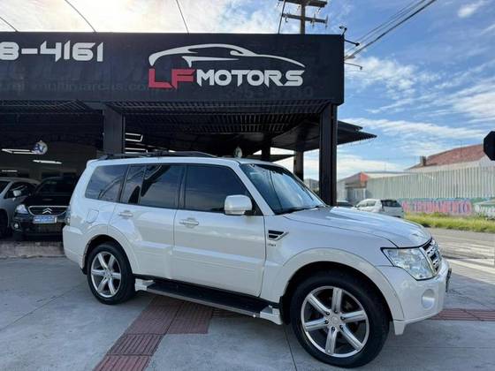 MITSUBISHI PAJERO FULL 3.2 HPE 4X4 16V TURBO INTERCOOLER DIESEL 4P AUTOMÁTICO